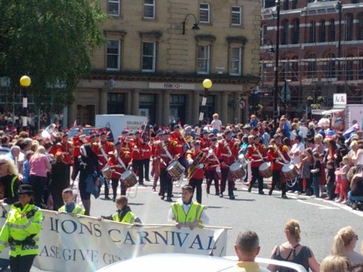 Bury Lions Carnival Parade in Pictures