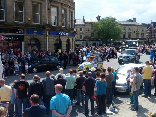 Bury Lions Carnival Parade in Pictures